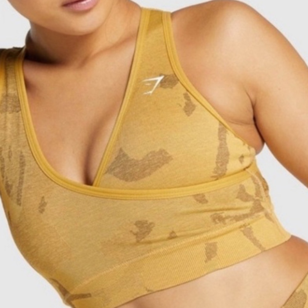 Gymshark Adapt Camo Green Yellow Sports Bra Size Large Gently Used